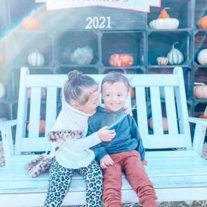 Meet your Posher, Angie